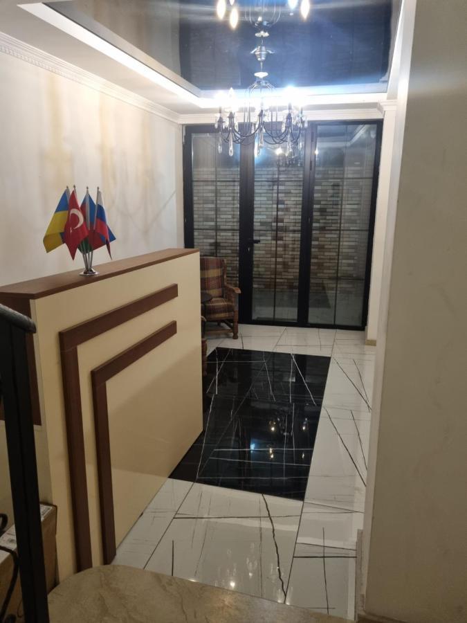 Mahali Hotel バトゥーミ エクステリア 写真