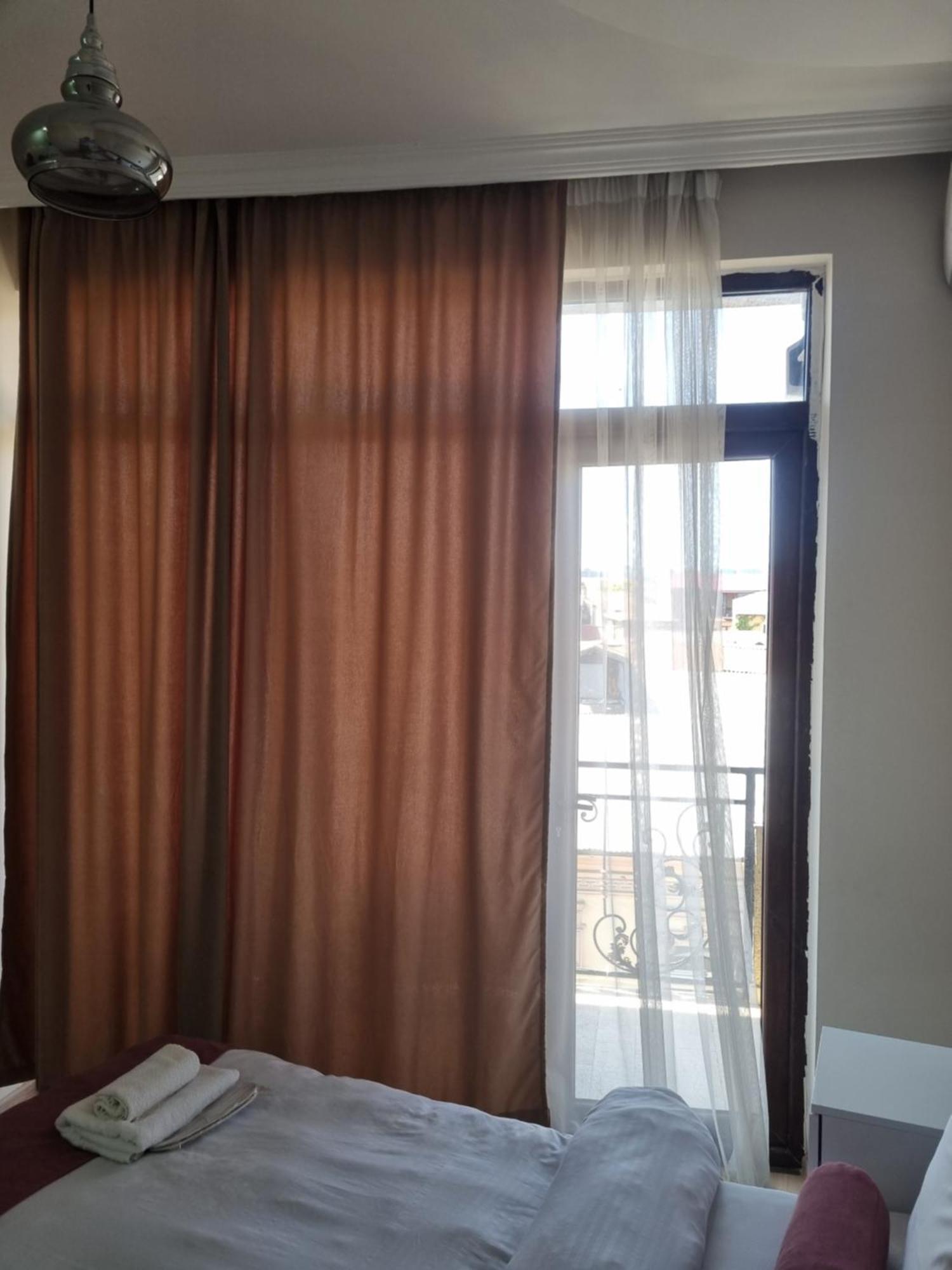 Mahali Hotel バトゥーミ エクステリア 写真