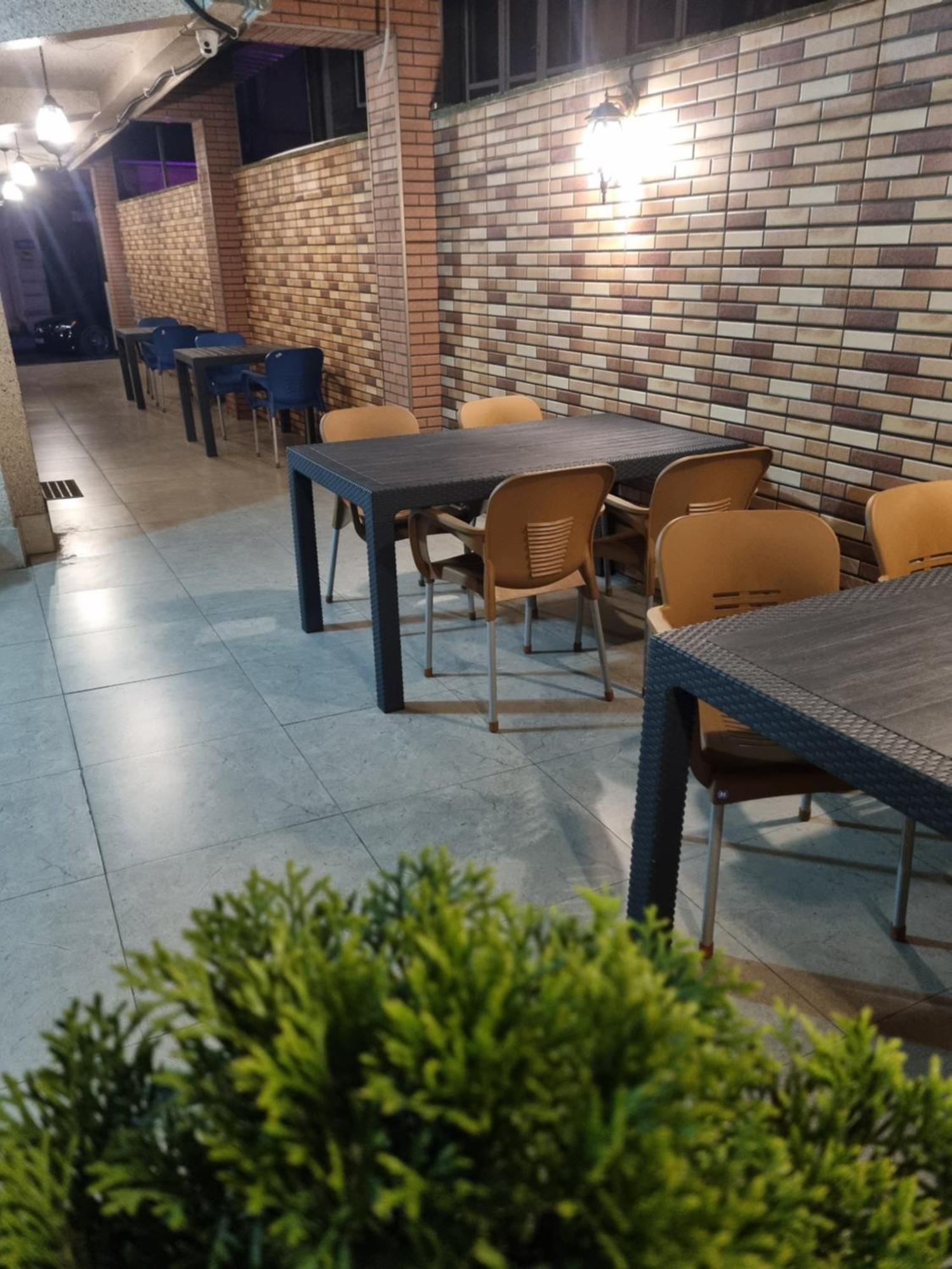 Mahali Hotel バトゥーミ エクステリア 写真